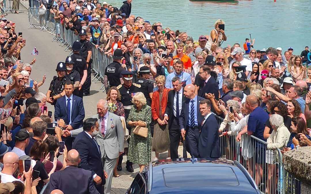 Huge crowds as King and Queen go on seafront walkabout