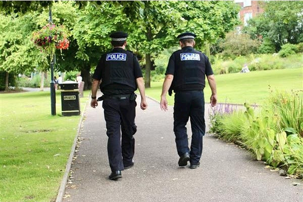 Survey asks how police should be led in future